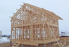 Photo of Дом из бруса или кирпича?